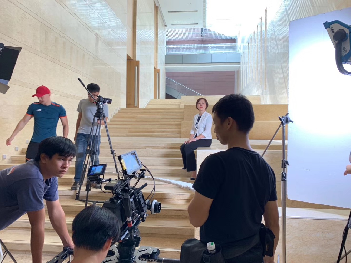 剪輯過程中常見的無技巧轉場分析